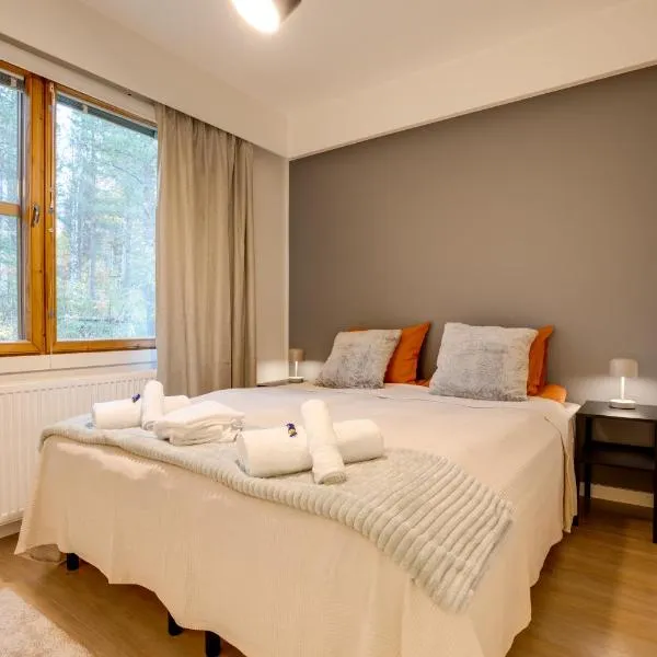 Northern Nest Apartment - Near Santa Claus Village - free WiFi - Sauna, hotell Rovaniemis