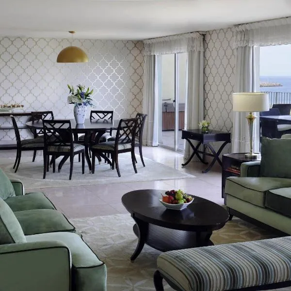 Mövenpick Hotel & Resort Al Bida'a, hotel in Kuwait