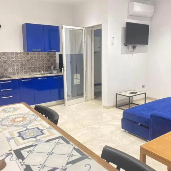 Studio Bleu Cosy à Dar Lili Djerba – hotel w mieście Mezraya