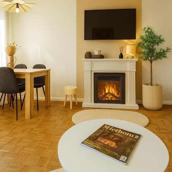 Bayerischer Wald Hideaway, nähe Passau, Garten, Kamin, Galerie,, hotel in Waldkirchen