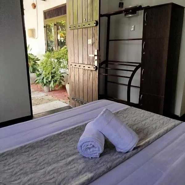Step Inn Ahangama, ξενοδοχείο σε Ahangama