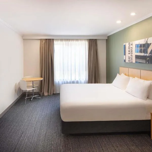 Mercure Sydney Macquarie Park, hotel in Sydney