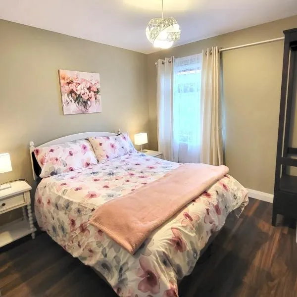 Lake lodging Dungloe 1 mile from Dungloe, 2bdrm max3 adults, hotel in Dungloe