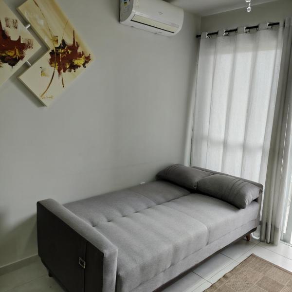 Apto Vista Atlântico com 2 quartos com Ar Cond Wi-Fi TV SMART e Área de lazer - Foto 2