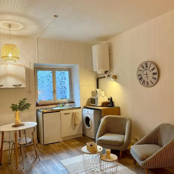 Le Petit Bohème - WiFi - Hyper-Centre, hôtel à Bourges