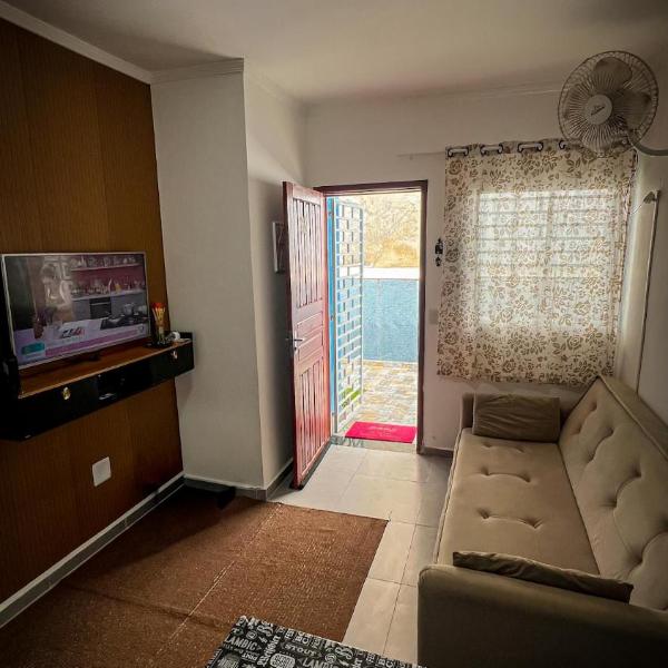 Casa Aconchegante em Itanhaem- Piscina e Churrasqueira 6 pessoas