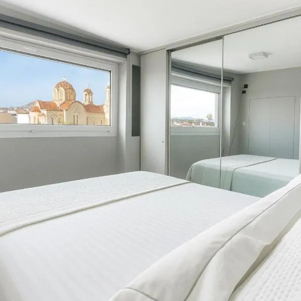 KND Living Concept - Penthouse, hotel in Néa Alikarnassós