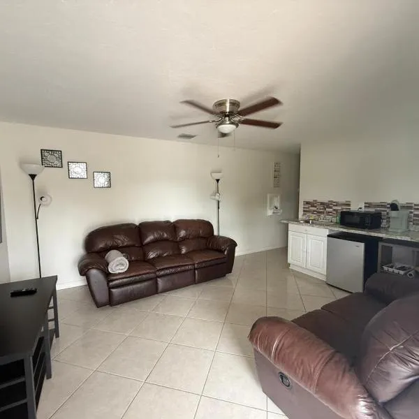 Bay view suites, hotel v destinaci Sarasota