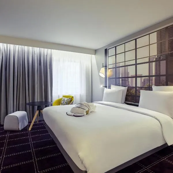 メルキュール パリ ラ デファンス グランデ アーシュ（Mercure Paris la Défense Grande Arche）、ナンテールのホテル