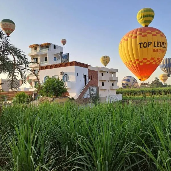 Flower of life guest house, hotel in Luxor
