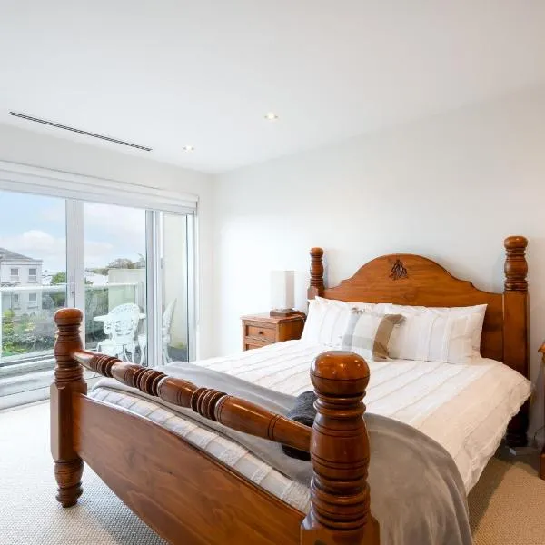 Relaxed Family Stay Walk to Beach, hotel di Ocean Grove