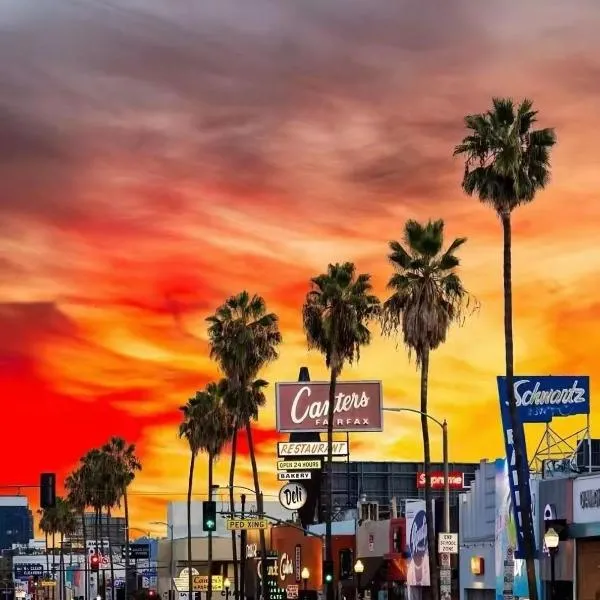 2-Bedroom Luxury Villa Near Dodger Stadium, Downtown LA Free Parking