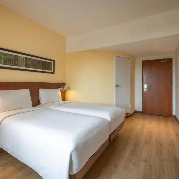 ibis New Delhi Aerocity - An Accor Brand, hotel in New Delhi