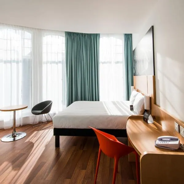イビス エディンバラ センター サウス ブリッジ ロイヤル マイル（ibis Edinburgh Centre South Bridge – Royal Mile）、エディンバラのホテル