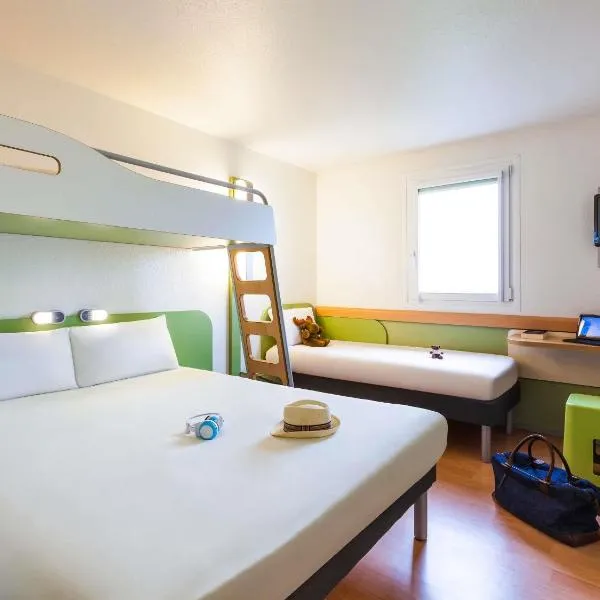 ibis budget Marne la Vallée Pontault Combault, hotel in Pontault-Combault