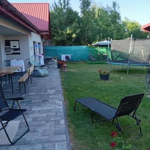Zakątek Roztocze pokoje gościnne, отель в городе Звежинец