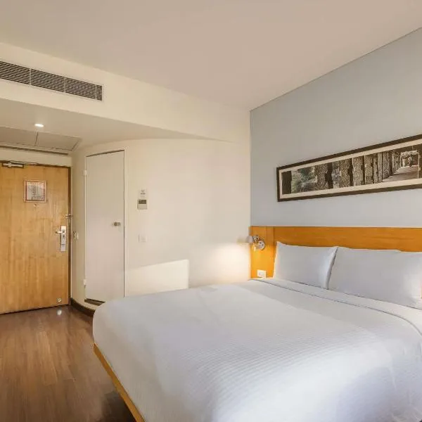 ibis Chennai City Centre - An Accor Brand, hotel in Chennai