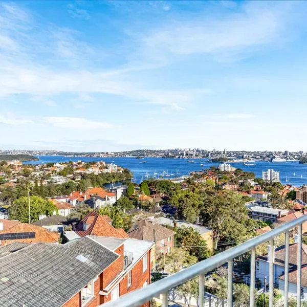 JoJo's Place! Harbour views, 2 Beds and free parking, hotel en Sídney