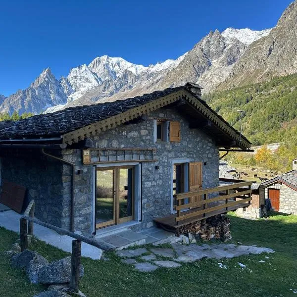 Baita Val Ferret CIR 0246, hotel din Courmayeur