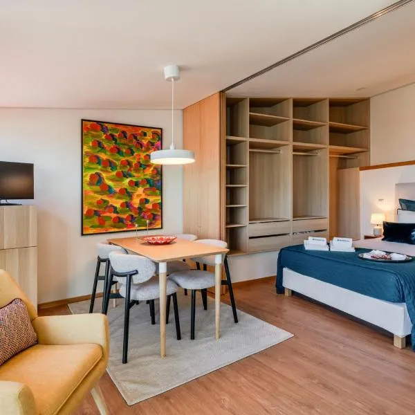 Artistic Studio with Terrace in Foz by HostWise, Hotel in Porto