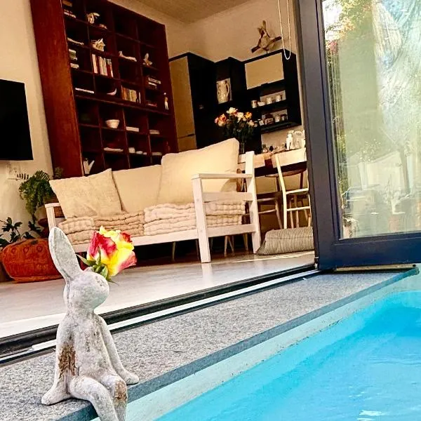 Tranquille Haven - serene escape in Franschhoek, hotel in Franschhoek