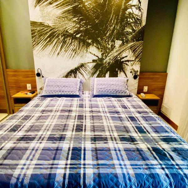Apartamento confortável, climatizado, ótimo local.