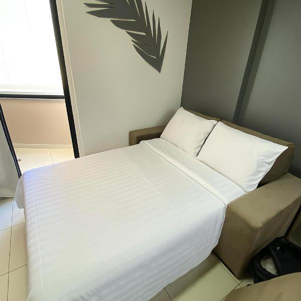 Apartamento confortável, climatizado, ótimo local. - Foto 2
