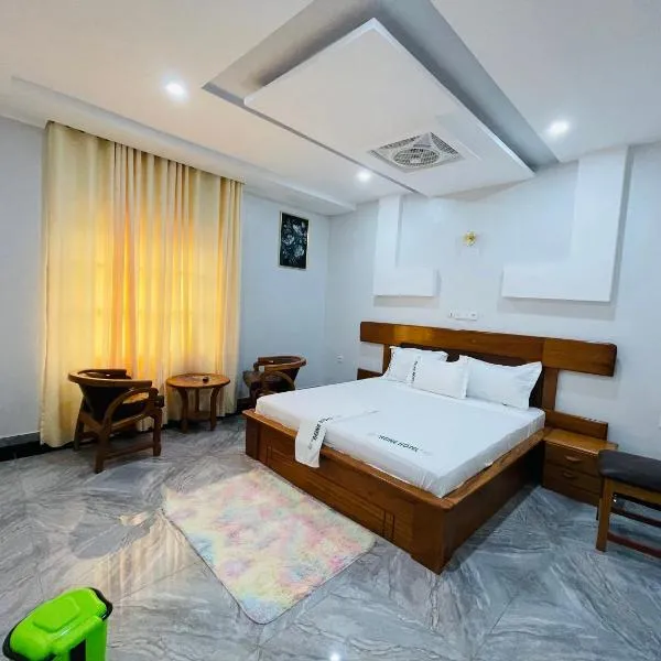 Reine Hôtel, hotel v destinaci Bohicon