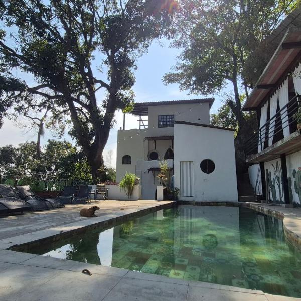 soulrebel rio - vegan retreat & suites in the hills of santa teresa