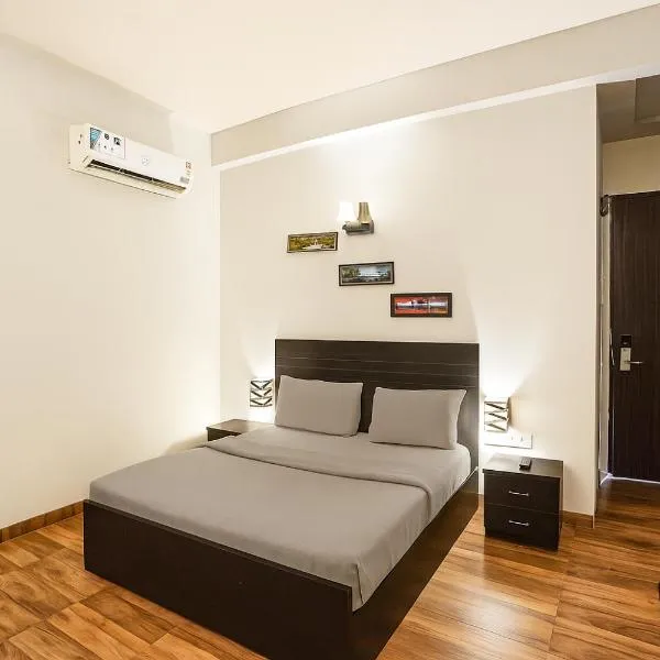 Hotel The Grand Elite Ramayan - Near Ram Mandir, hotel in Ayodhya