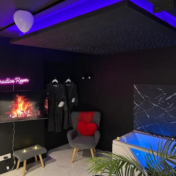 Luxueux appartement avec jacuzzi dans le centre de Macon ,snacking et cadeau, hotelli kohteessa Mâcon