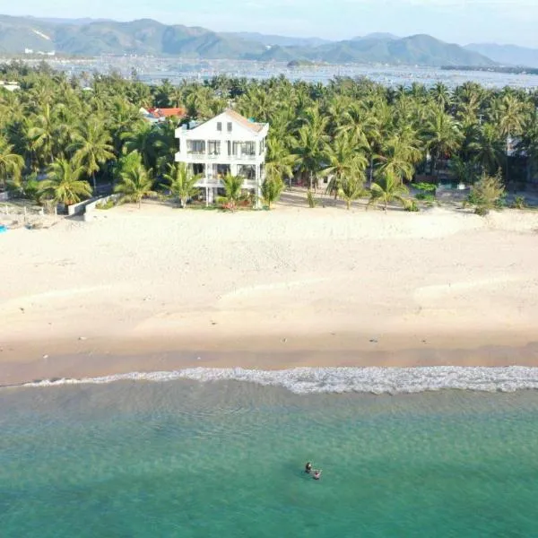 Timothe Beach Hotel & Apartments, hotell i Song Cau
