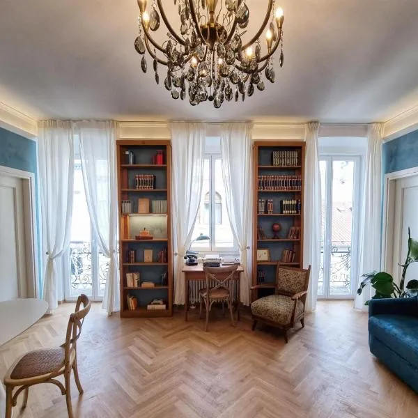 Casa Saba Trieste Luxury Apartment with terrace, ξενοδοχείο στη Τεργέστη