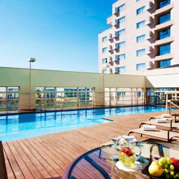 Quality Suites Alphaville: Barueri'de bir otel