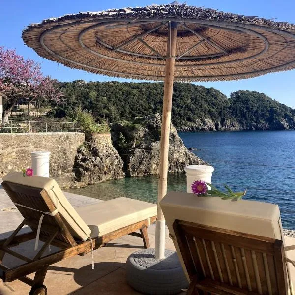 Thomas Beach Studios, hôtel à Paleokastritsa