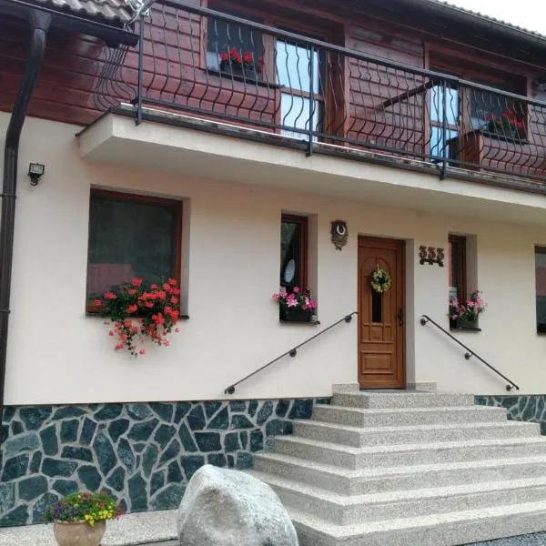 Apartmány Podkovička, hotel in Pavčina Lehota