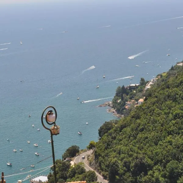 villa verde sul mare, hotel v destinaci Vietri