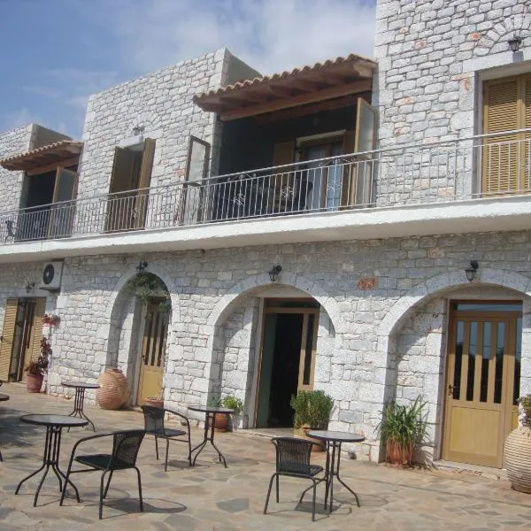 Kafiona Guesthouse, hotel v destinaci Pirgos Dhirou
