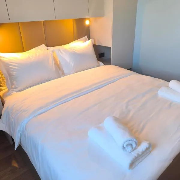 Amadria Exclusive Beach Villa, hotel in Šibenik