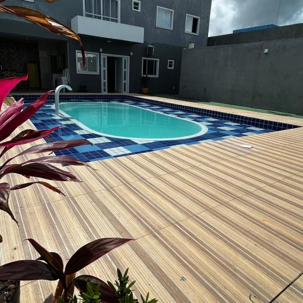 Casa com piscina e ar condicionado