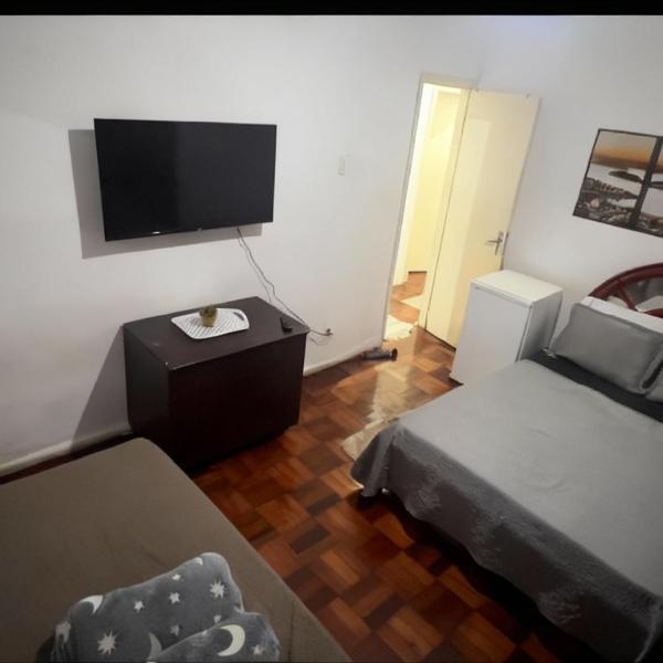 Hostel com quarto privado e banheiro compartilhado Proximo a praia - Foto 3