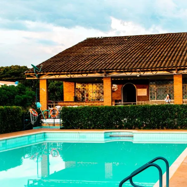 Palms Stars III, hotel in Chinauta