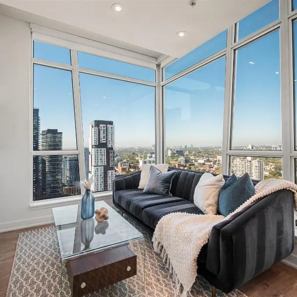 Sovitel Suites - Toronto's Entertainment District, ξενοδοχείο στο Τορόντο