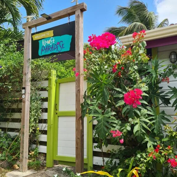 Almost Paradise Cottage Retreats, hotel in Sauteurs