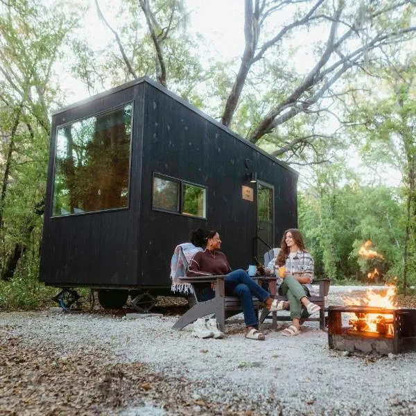Postcard Cabins Lake Hartwell, Outdoor Collection by Marriott Bonvoy, hotel en Seneca