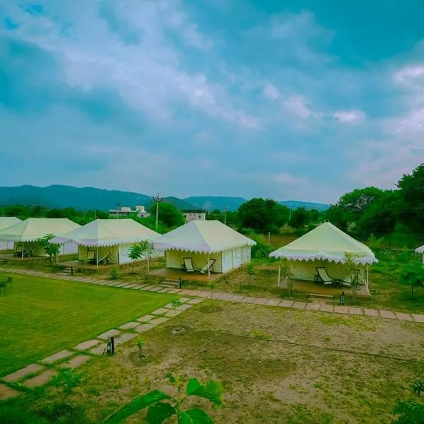 Baagh Dwar Camp & Resort、Khilchipurのホテル