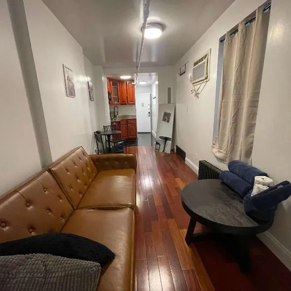 Private Studio Apartment in Union Square, hotel a New York
