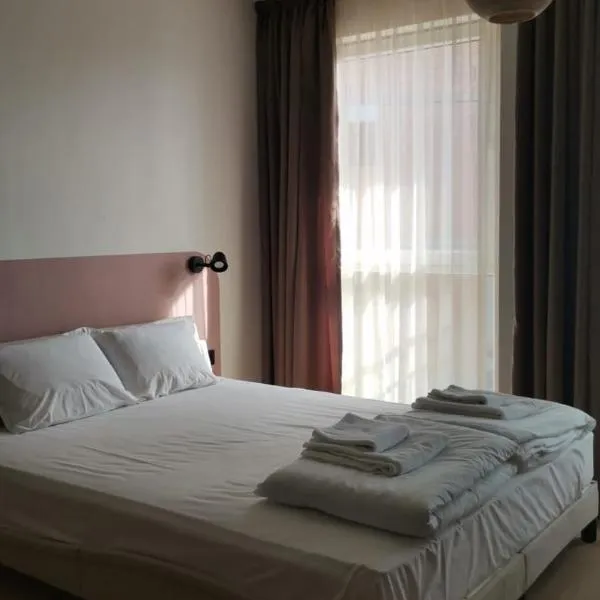 Студио 8 Уютна Почивка, hotel in Hisarya