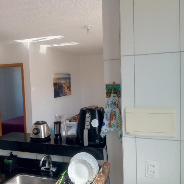 Apartamento completo em condomínio com piscina próximo a praia - Foto 3