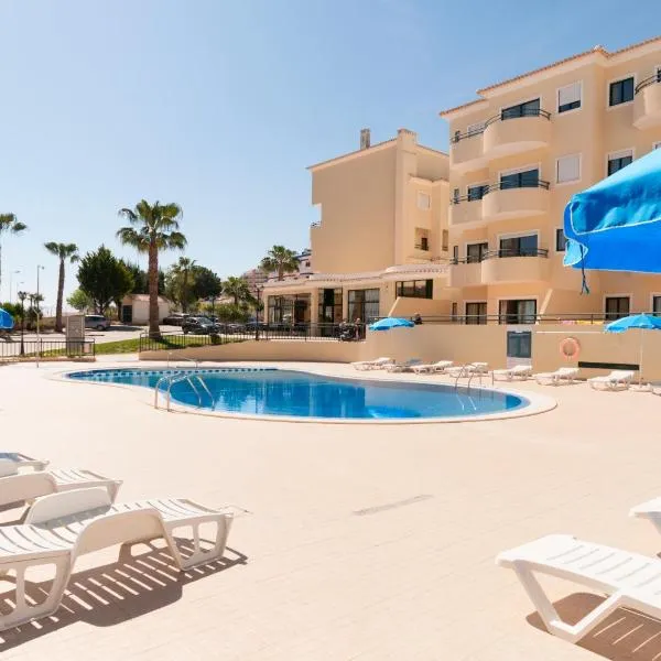 Plaza Real by Atlantichotels, hotel v destinaci Portimão